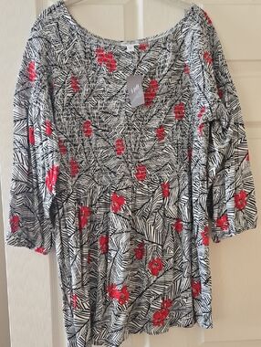 J Jill NWT Black & White Leaf Print Top with Red Floral Accents XL